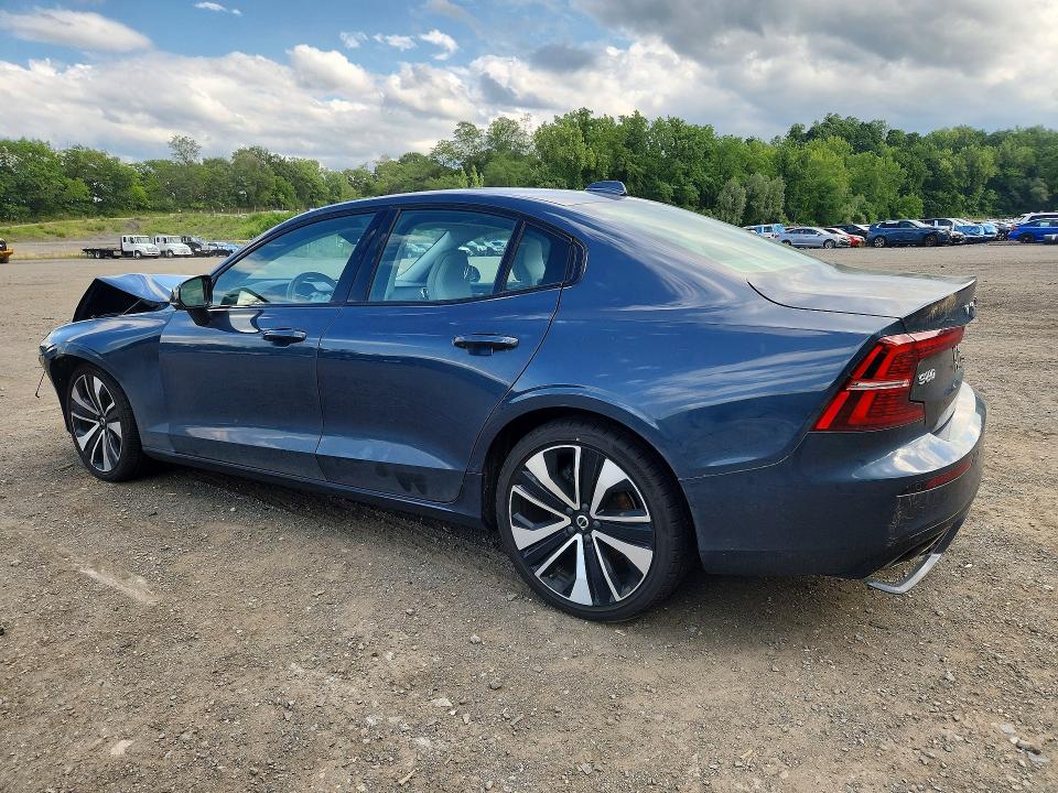 Продажа на аукционе авто 2022 Volvo S60, vin: 7JRL12TZ6NG160772, номер лота: 62027366