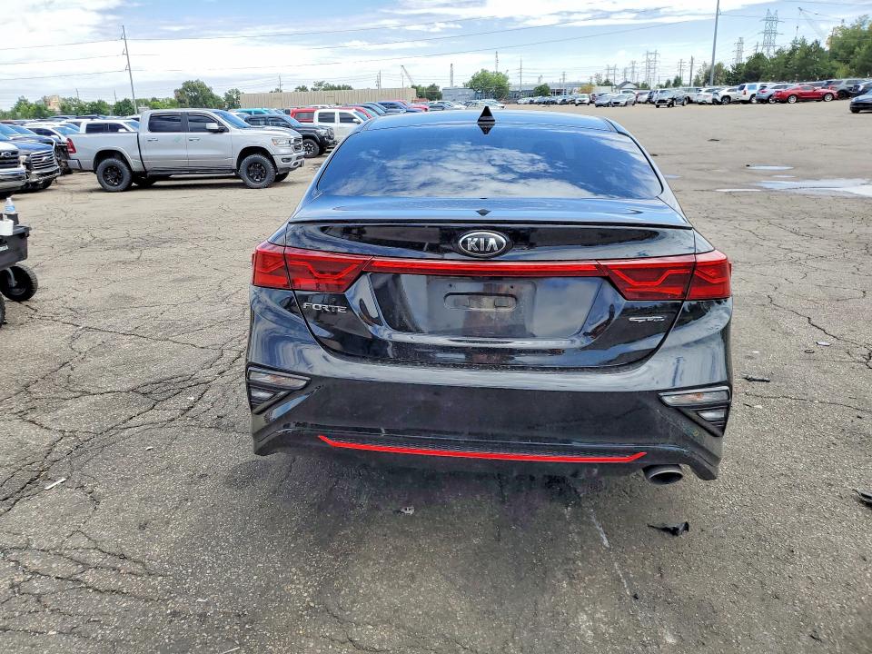 2020 Kia Forte მანქანა იყიდება აუქციონზე, vin: 3KPF34AD7LE150998, აუქციონის ნომერი: 62501166