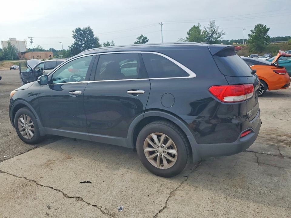 62613946 :رقم المزاد ، 5XYPG4A38HG224410 vin ، 2017 Kia Sorento مزاد بيع