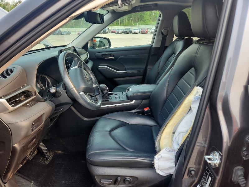 60921586 :رقم المزاد ، 5TDHZRBH6NS586756 vin ، 2022 Toyota Highlander مزاد بيع