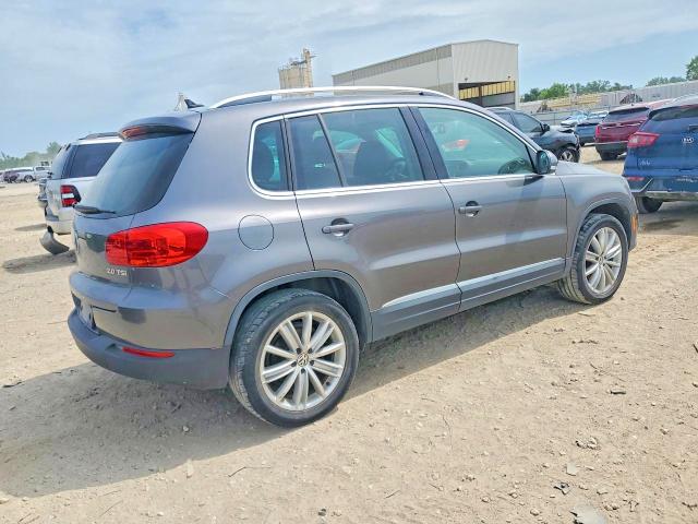 59624386 :رقم المزاد ، WVGAV7AXXCW004158 vin ، 2012 Volkswagen Tiguan مزاد بيع