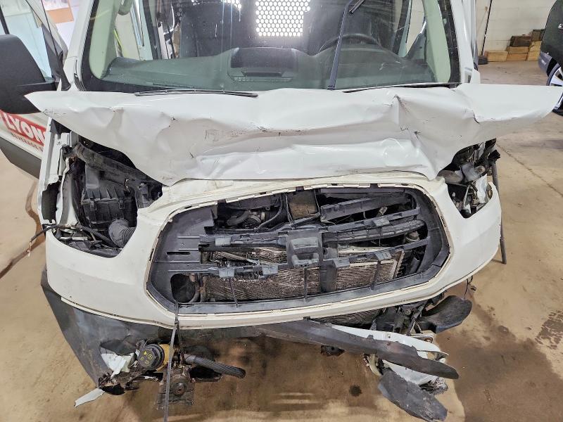 63103616 :رقم المزاد ، 1FTYE1ZM6JKA02471 vin ، 2018 Ford Transit مزاد بيع