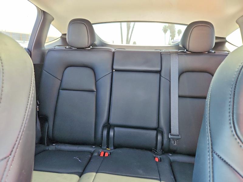 61278576 :رقم المزاد ، 7SAYGDEE6RF194870 vin ، 2024 Tesla Model Y مزاد بيع