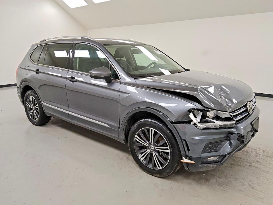 59889036 :رقم المزاد ، 3VV3B7AX0KM156567 vin ، 2019 Volkswagen Tiguan مزاد بيع