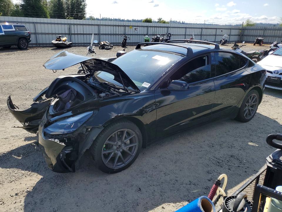 62081926 :رقم المزاد ، 5YJ3E1EB9NF337578 vin ، 2022 Tesla Model 3 مزاد بيع