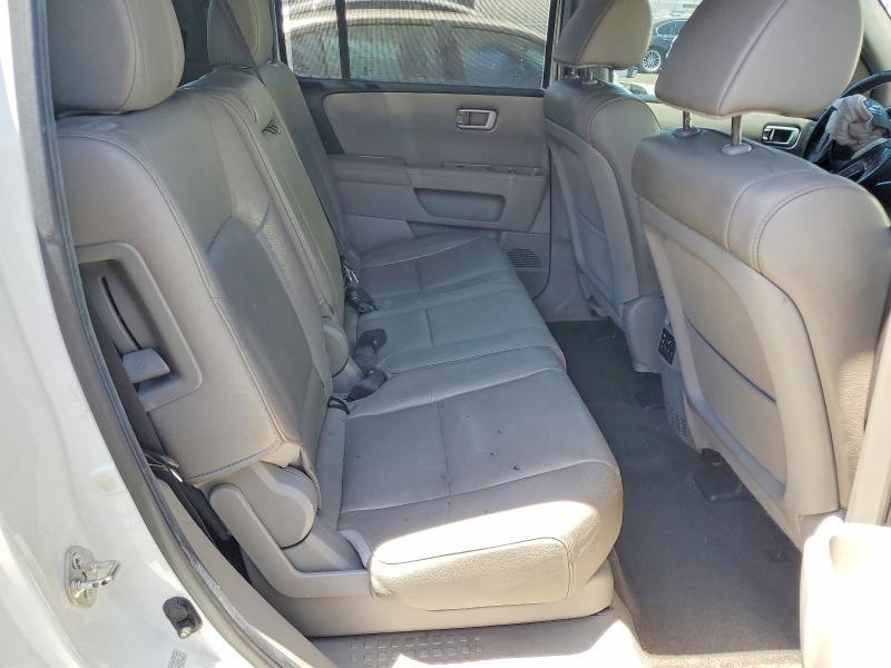 60591656 :رقم المزاد ، 5FNYF4H96CB010548 vin ، 2012 Honda Pilot مزاد بيع
