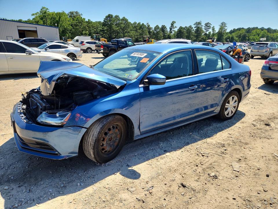 60763906 :رقم المزاد ، 3VW2B7AJ1HM288670 vin ، 2017 Volkswagen Jetta مزاد بيع