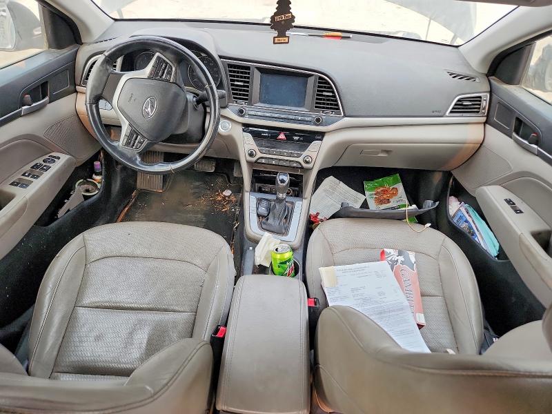 61506796 :رقم المزاد ، 5NPD84LF1HH029202 vin ، 2017 Hyundai Elantra مزاد بيع