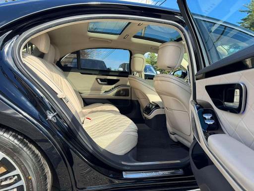 59824426 :رقم المزاد ، W1K6G7GB7NA106605 vin ، 2022 Mercedes-benz S مزاد بيع