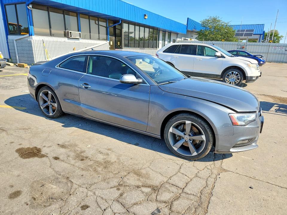 62454236 :رقم المزاد ، WAUCFAFRXFA017699 vin ، 2015 Audi A5 مزاد بيع