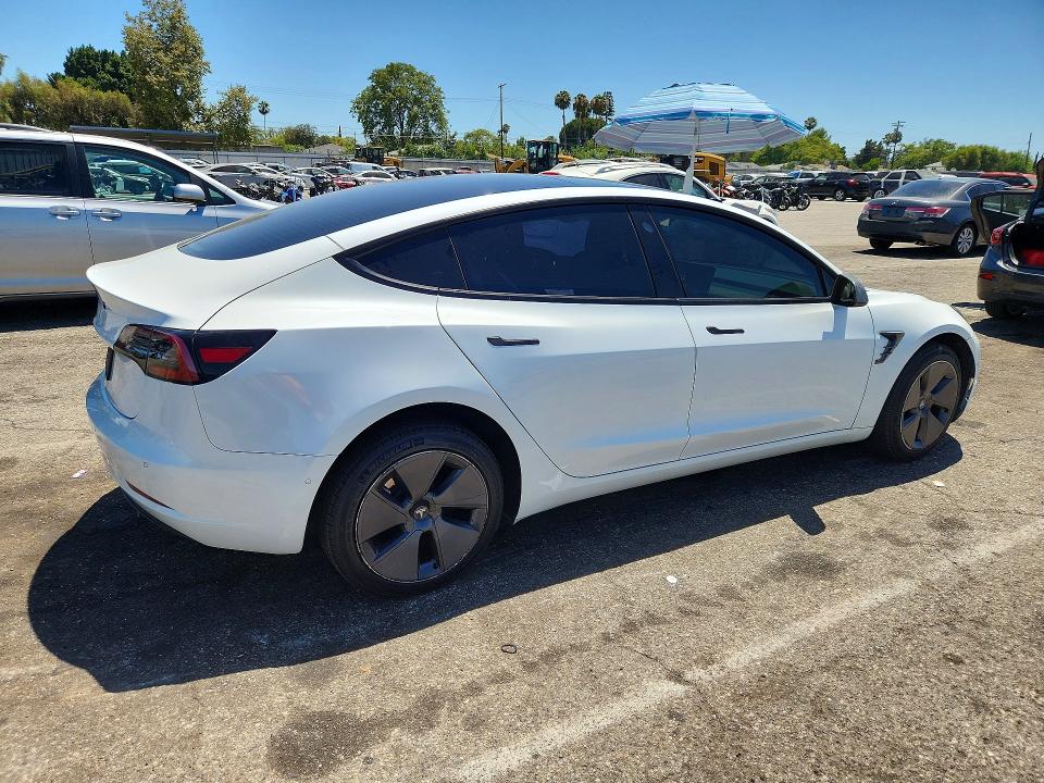 Продажа на аукционе авто 2023 Tesla Model 3, vin: 5YJ3E1EA4PF477175, номер лота: 61183476