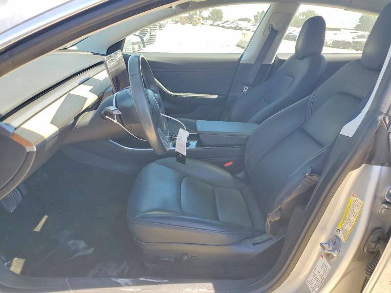 60368486 :رقم المزاد ، 5YJ3E1EA6JF078498 vin ، 2018 Tesla Model 3 مزاد بيع
