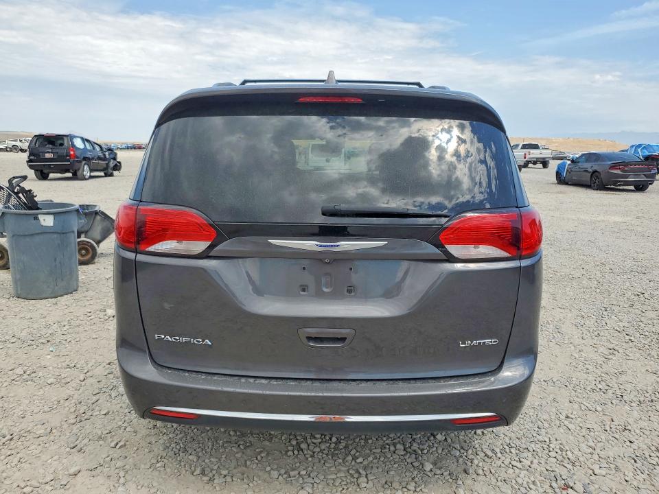 61434276 :رقم المزاد ، 2C4RC1GG6JR357763 vin ، 2018 Chrysler Pacifica مزاد بيع
