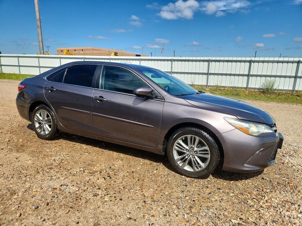 2015 Toyota Camry მანქანა იყიდება აუქციონზე, vin: 4T1BF1FK5FU078812, აუქციონის ნომერი: 59857336