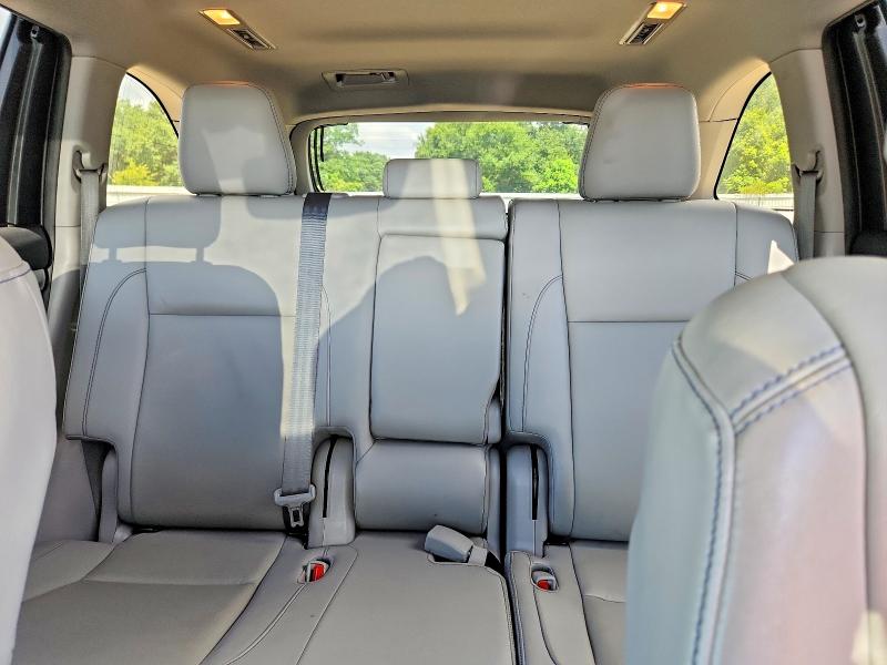 Продажа на аукционе авто 2019 Toyota Highlander, vin: 5TDJZRFH9KS971834, номер лота: 61668506