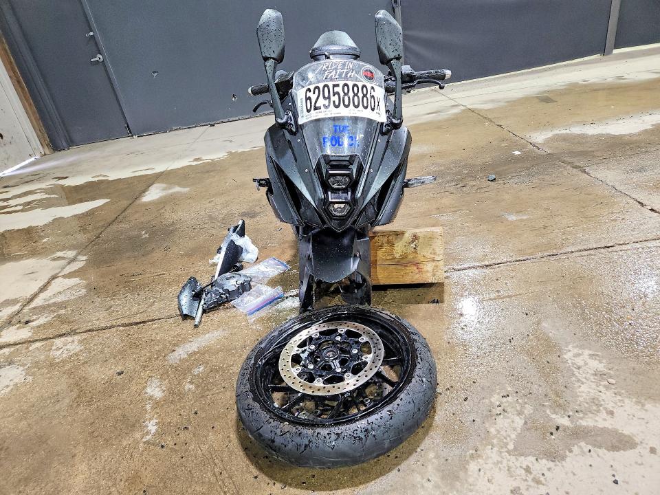 2025 Suzuki Gsx800 მანქანა იყიდება აუქციონზე, vin: JS1EM13B2S7100148, აუქციონის ნომერი: 62958886