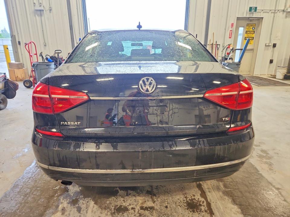 60444806 :رقم المزاد ، 1VWAS7A32GC031322 vin ، 2016 Volkswagen Passat مزاد بيع