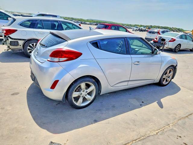 Продаж на аукціоні авто 2015 Hyundai Veloster, vin: KMHTC6AD0FU241921, номер лоту: 62343066