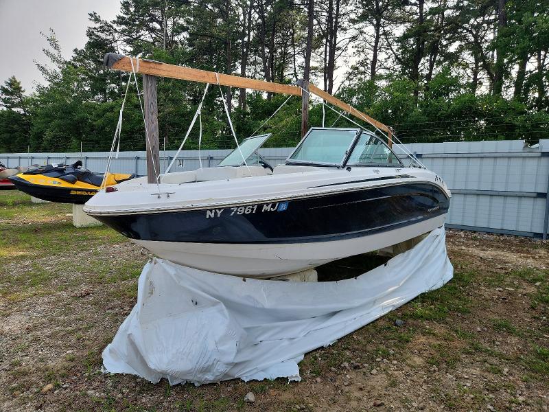 61130816 :رقم المزاد ، FGBV0686B313 vin ، 2013 Chaparral Boat مزاد بيع