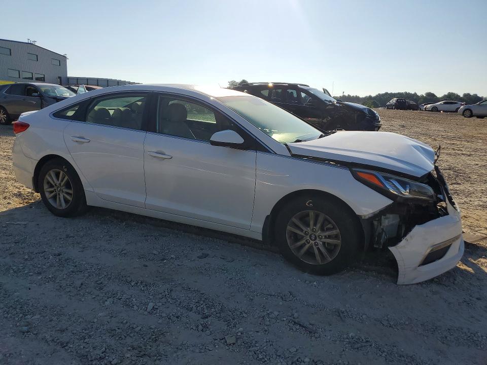 60331386 :رقم المزاد ، 5NPE24AF4FH184641 vin ، 2015 Hyundai Sonata مزاد بيع
