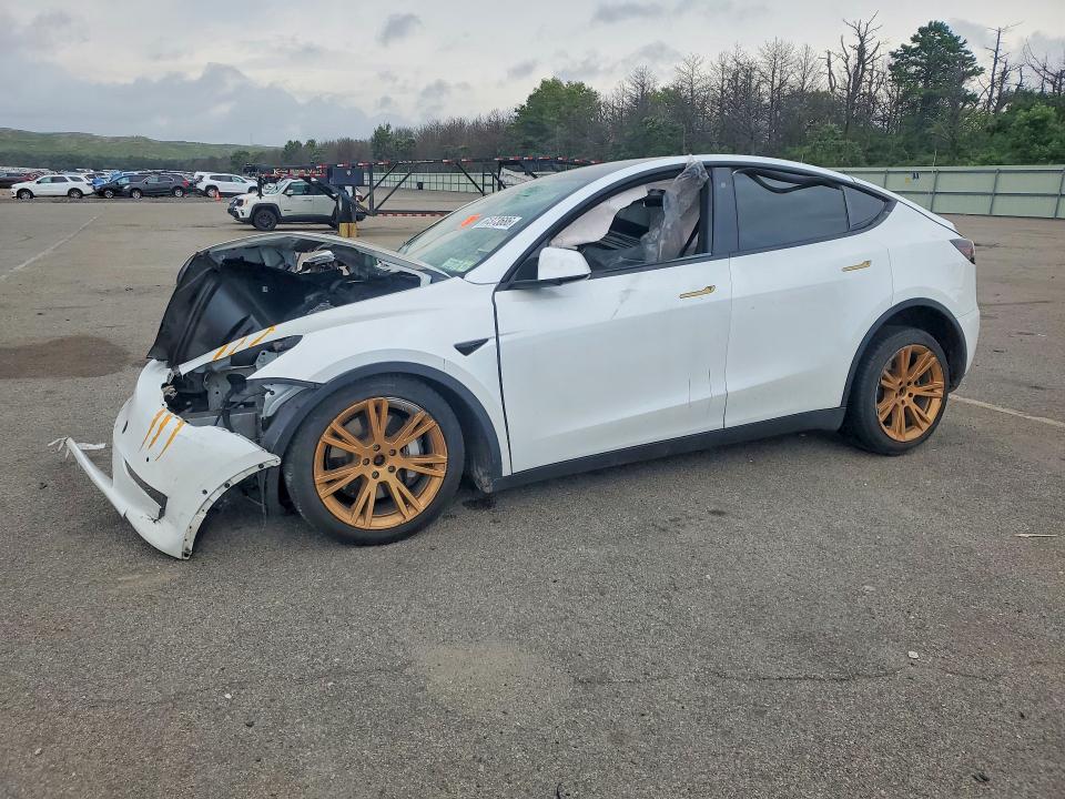 61373686 :رقم المزاد ، 5YJYGDEE7LF012436 vin ، 2020 Tesla Model Y مزاد بيع