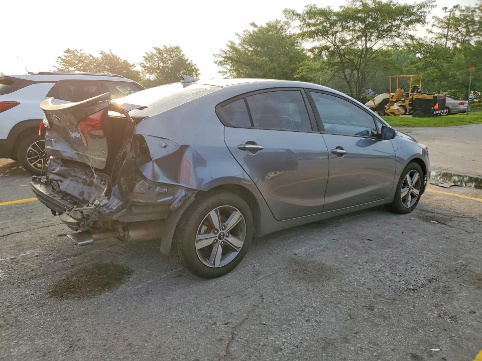 2018 Kia Forte მანქანა იყიდება აუქციონზე, vin: 3KPFL4A73JE180720, აუქციონის ნომერი: 60520386