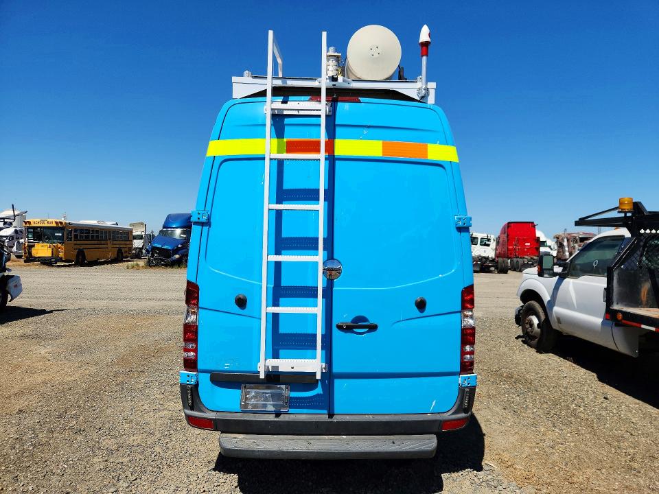Продаж на аукціоні авто 2010 Mercedes-benz Sprinter, vin: WD3PF4CC5A5478228, номер лоту: 56434136