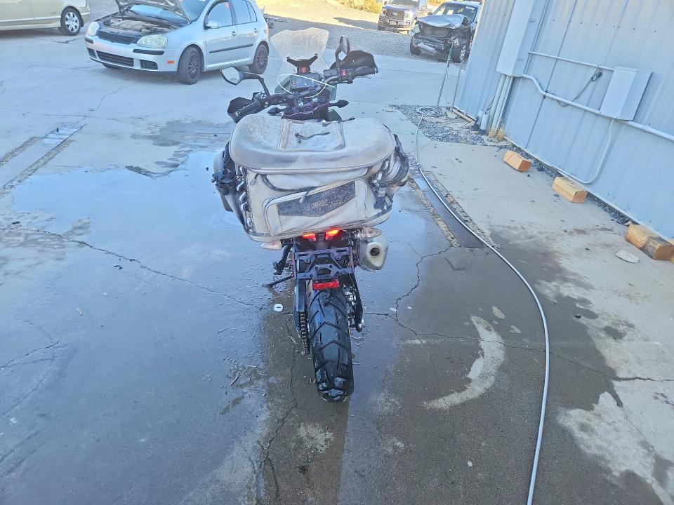 59303896 :رقم المزاد ، VBKTS6402MM805273 vin ، 2021 Ktm 890 مزاد بيع