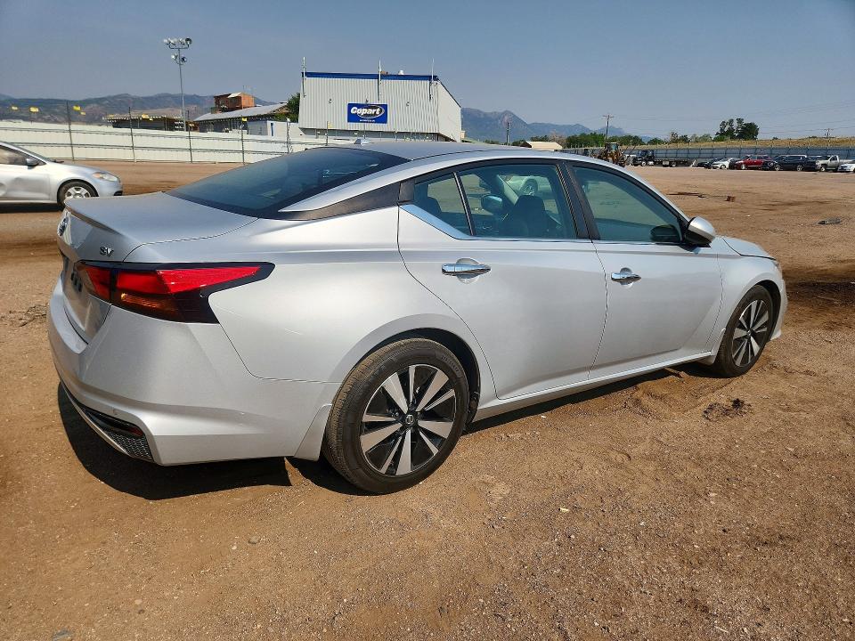 59664986 :رقم المزاد ، 1N4BL4DV5NN360166 vin ، 2022 Nissan Altima مزاد بيع