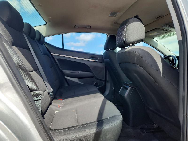 60280806 :رقم المزاد ، 5NPD84LF6KH414682 vin ، 2019 Hyundai Elantra مزاد بيع