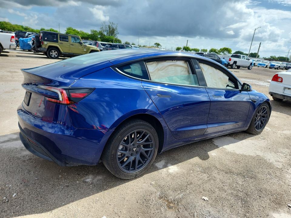 59265446 :رقم المزاد ، 5YJ3E1EAXSF883437 vin ، 2025 Tesla Model 3 مزاد بيع