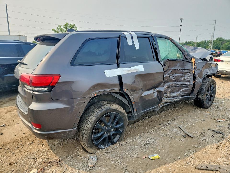 Продаж на аукціоні авто 2018 Jeep Grand Cherokee, vin: 1C4RJFAG2JC334887, номер лоту: 62686726