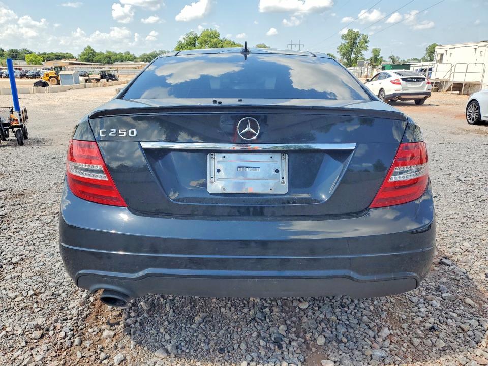 Продаж на аукціоні авто 2013 Mercedes-benz C, vin: WDDGJ4HBXDG029405, номер лоту: 59560036