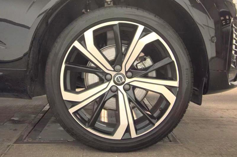 Продаж на аукціоні авто 2024 Volvo Xc60, vin: YV4L12RM5R1801281, номер лоту: 60479186