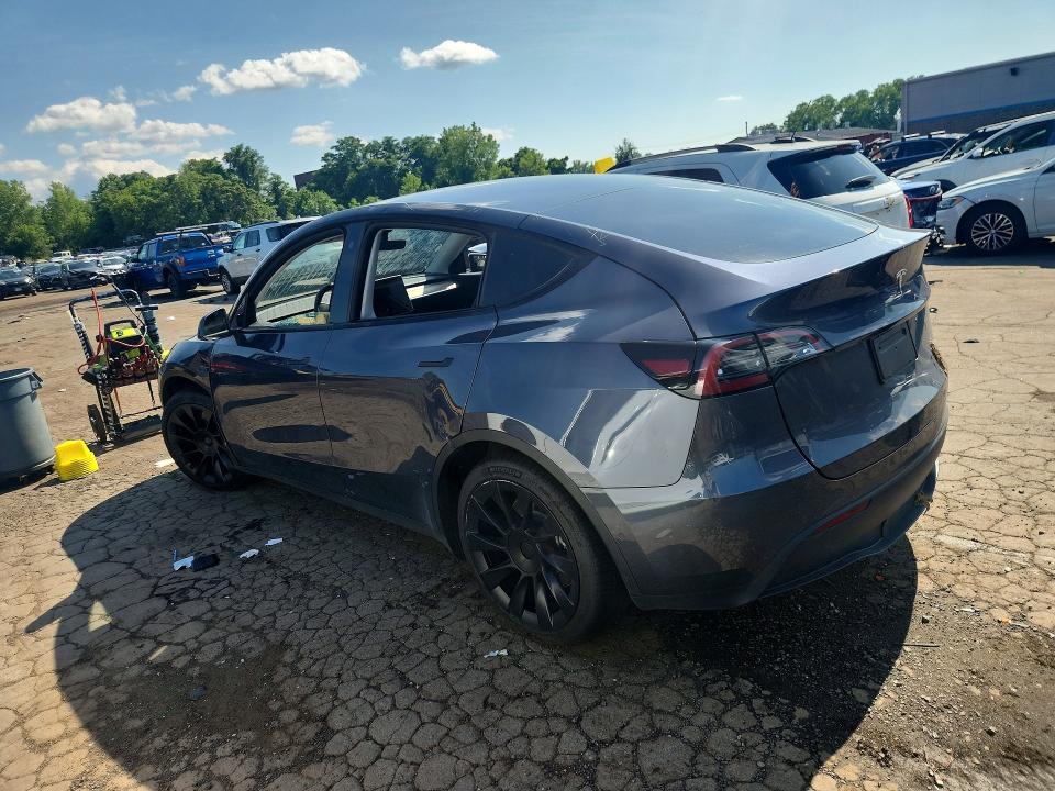 59829546 :رقم المزاد ، 7SAYGDEE9NA009301 vin ، 2022 Tesla Model Y مزاد بيع