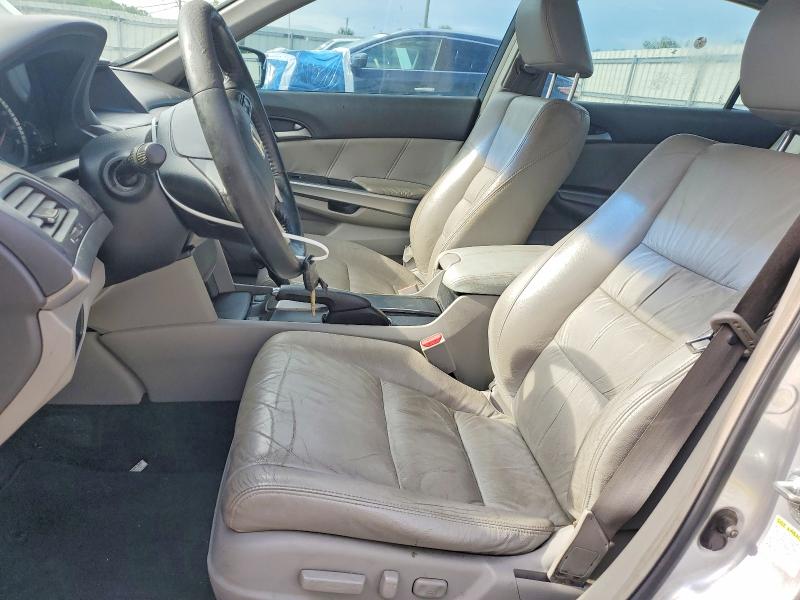 61040676 :رقم المزاد ، 1HGCP36878A070786 vin ، 2008 Honda Accord مزاد بيع