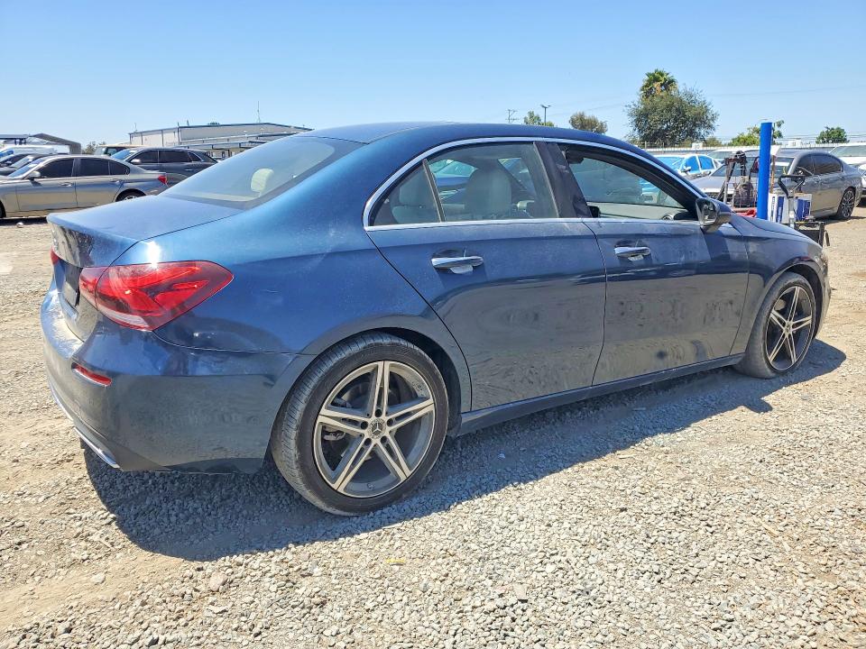 63325196 :رقم المزاد ، W1K3G4EB6LJ227840 vin ، 2020 Mercedes-benz A مزاد بيع