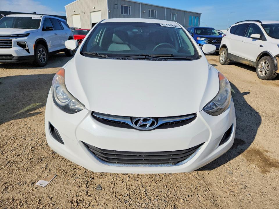 61295406 :رقم المزاد ، 5NPDH4AE7DH157626 vin ، 2013 Hyundai Elantra مزاد بيع