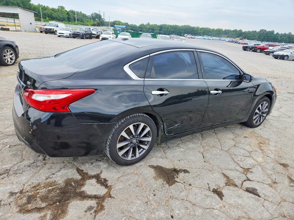 Продаж на аукціоні авто 2017 Nissan Altima, vin: 1N4AL3AP6HC119258, номер лоту: 62940446