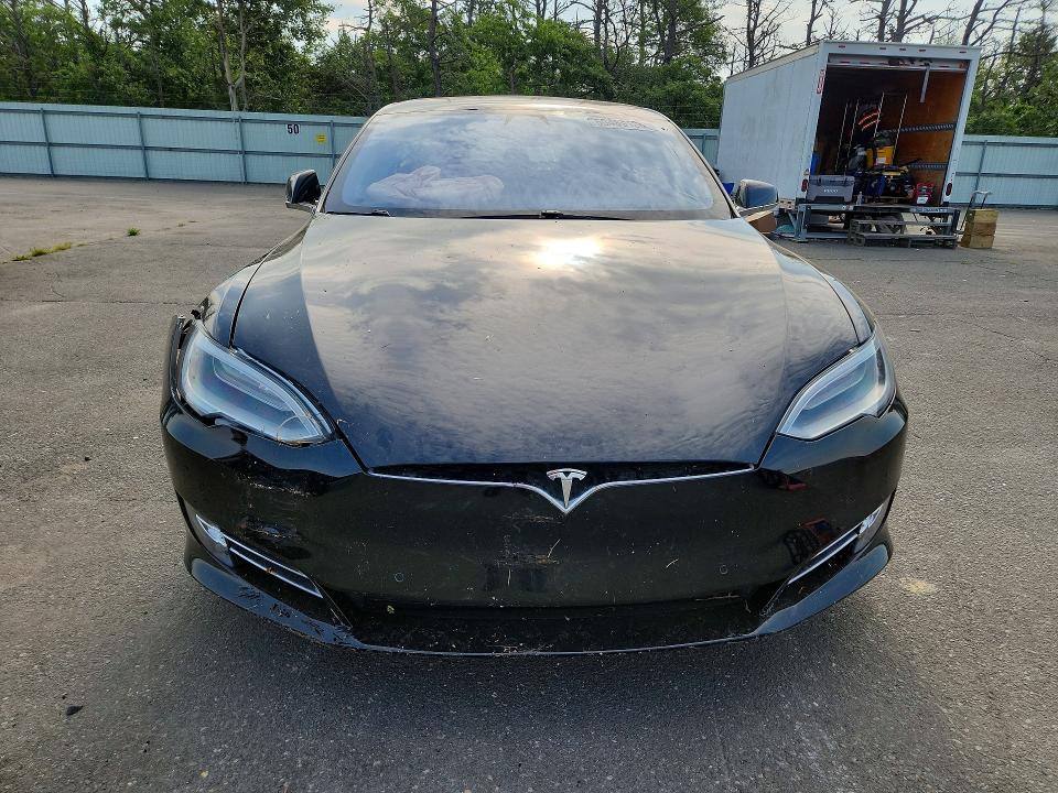 2019 Tesla Model S მანქანა იყიდება აუქციონზე, vin: 5YJSA1E21KF308062, აუქციონის ნომერი: 60489186