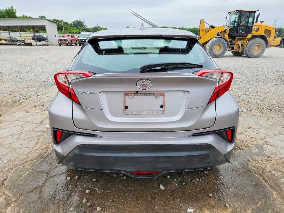 62303466 :رقم المزاد ، NMTKHMBX8JR055988 vin ، 2018 Toyota C-hr مزاد بيع