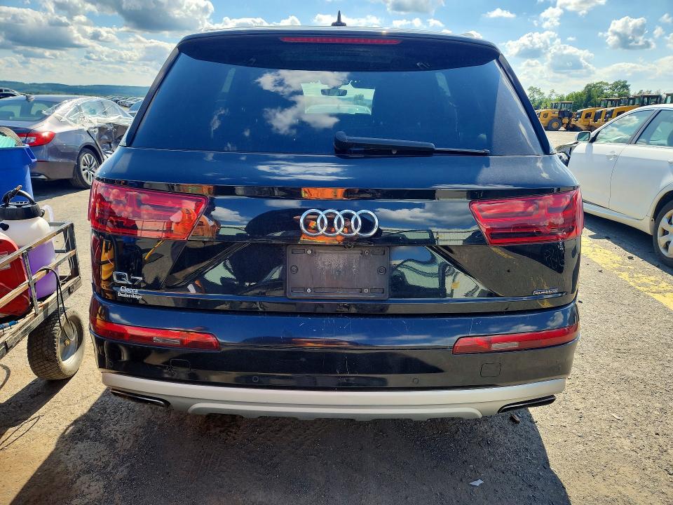 Продажа на аукционе авто 2017 Audi Q7, vin: WA1LHAF79HD043153, номер лота: 60049496