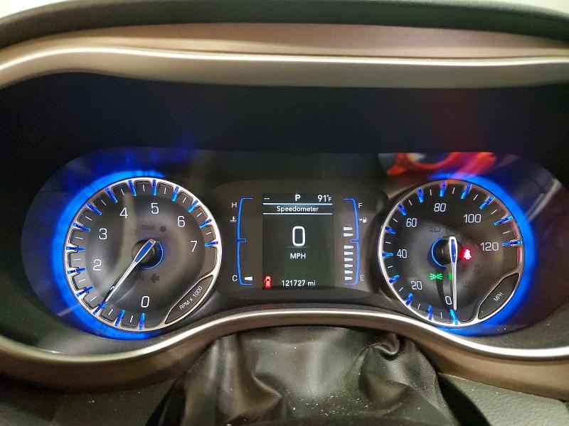 60470306 :رقم المزاد ، 2C4RC1BG8JR149181 vin ، 2018 Chrysler Pacifica مزاد بيع