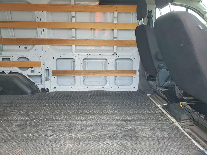 60377886 :رقم المزاد ، 1FTBR1Y87PKA85772 vin ، 2023 Ford Transit مزاد بيع