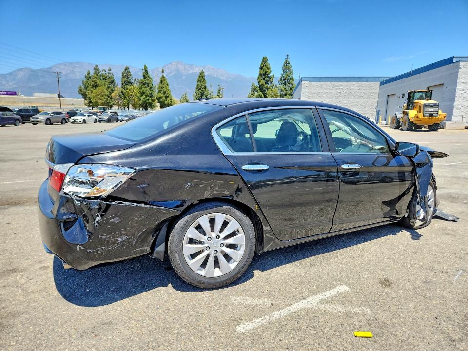 Продажа на аукционе авто 2014 Honda Accord, vin: 1HGCR2F8XEA177802, номер лота: 62690956