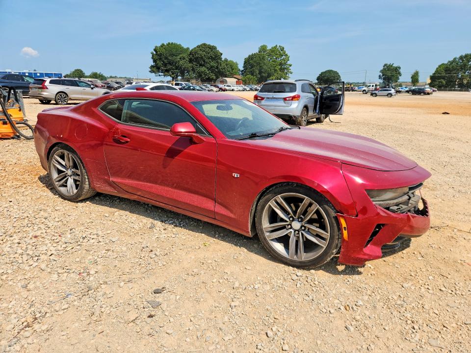 63200956 :رقم المزاد ، 1G1FB1RS4H0164323 vin ، 2017 Chevrolet Camaro مزاد بيع