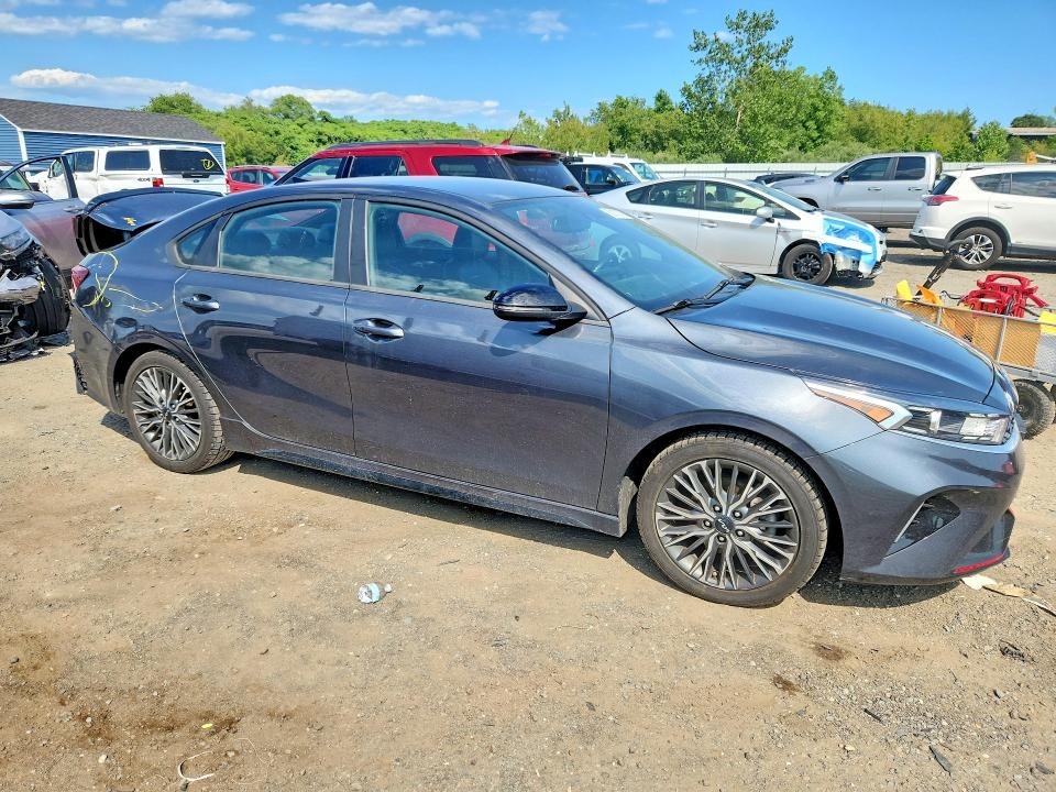 62673076 :رقم المزاد ، 3KPF54AD2PE647540 vin ، 2023 Kia Forte مزاد بيع