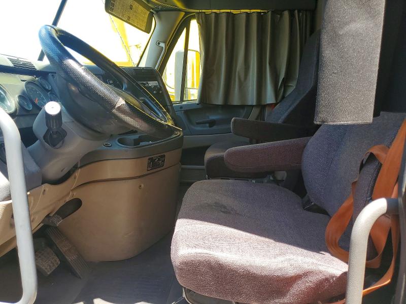 Продаж на аукціоні авто 2017 Freightliner Cascadia 125, vin: 3AKJGLDR3HSHF0881, номер лоту: 59971196