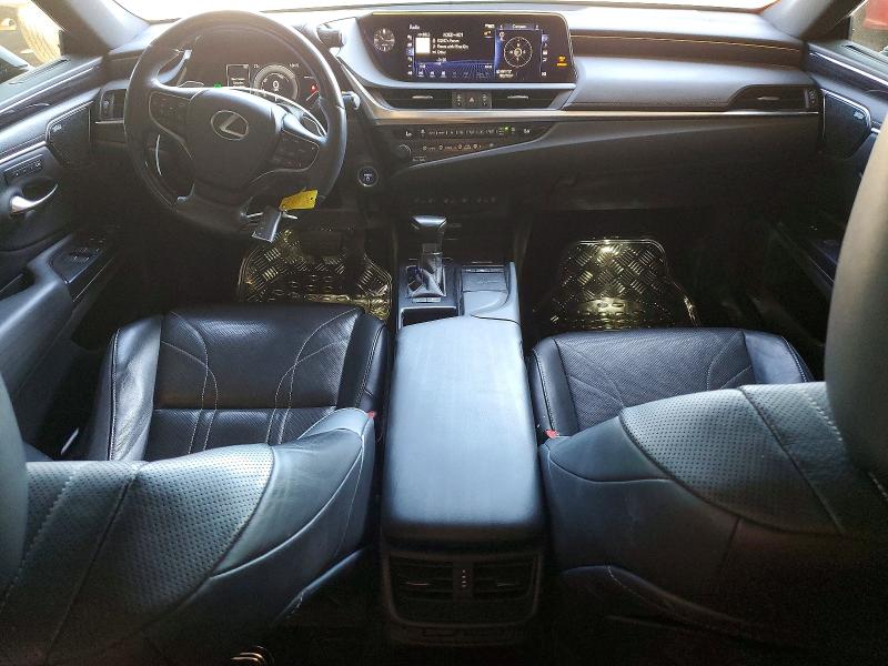 61553776 :رقم المزاد ، 58AE21B17LU012174 vin ، 2020 Lexus Es مزاد بيع