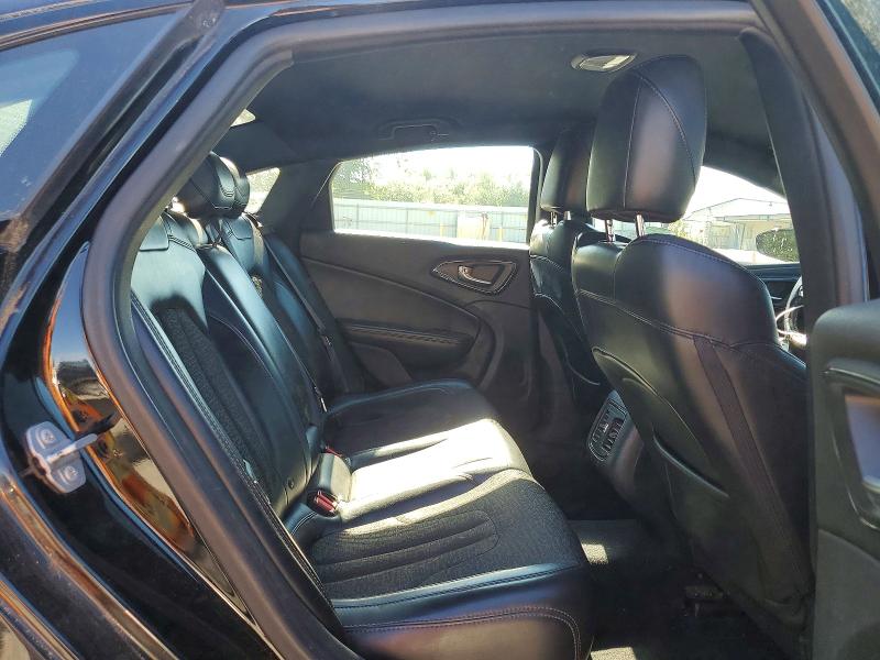 Aukcja sprzedaży 2015 Chrysler 200, vin: 1C3CCCBB5FN581760, numer aukcji: 59694446